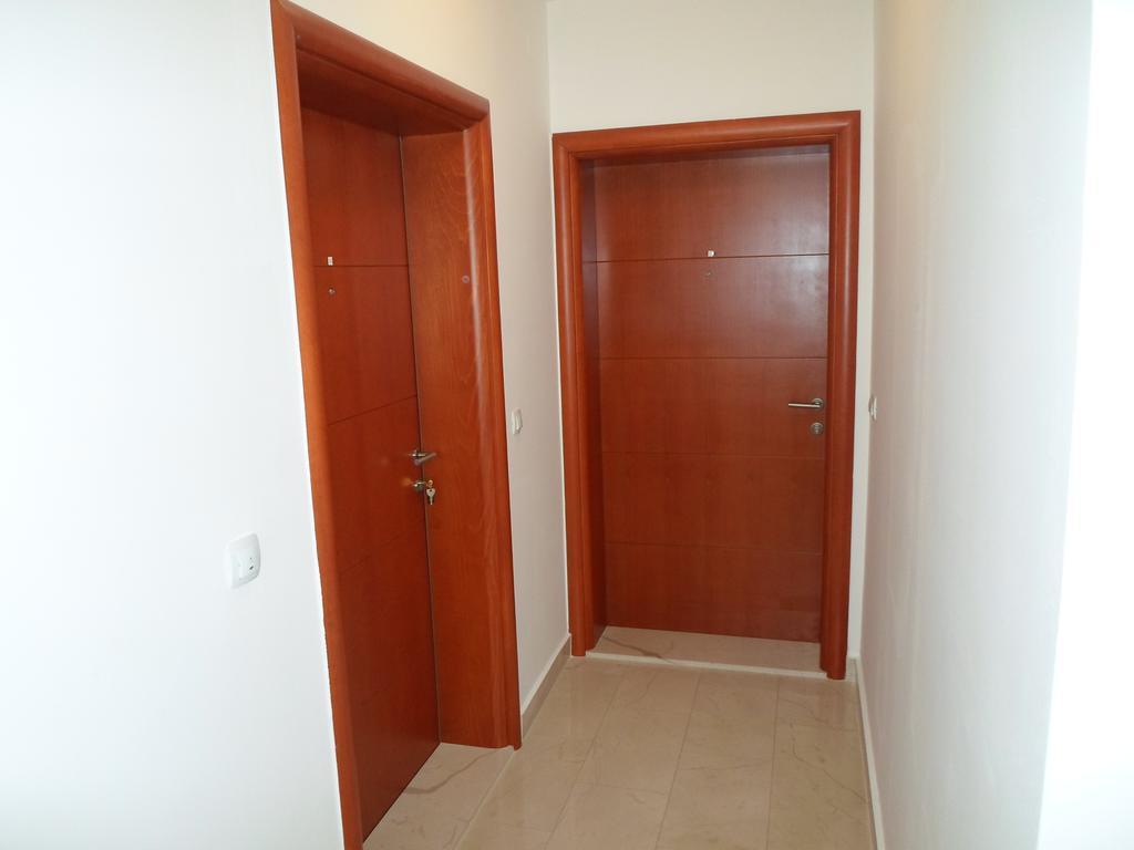 Apartments Biba Новаля Екстер'єр фото